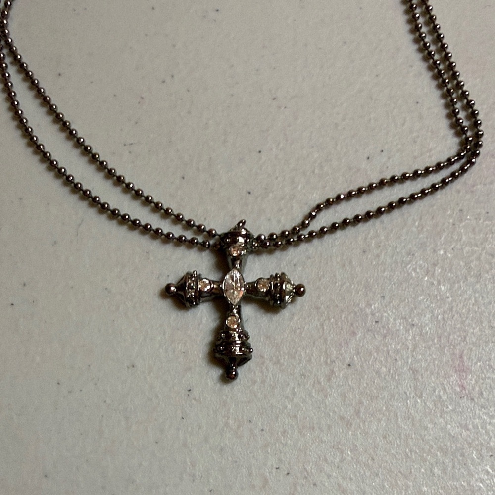 Elegant Silver Cross Pendant Necklace